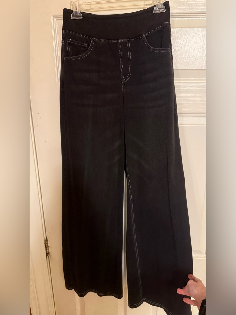 HALARA Black Wide-Leg Jeans with Contrast Stitching size small tall
